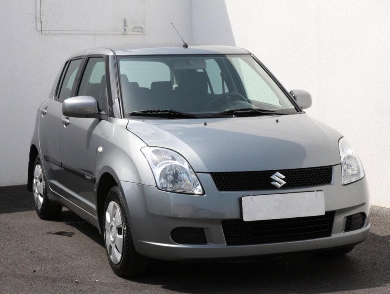 2009 Suzuki SWIFT