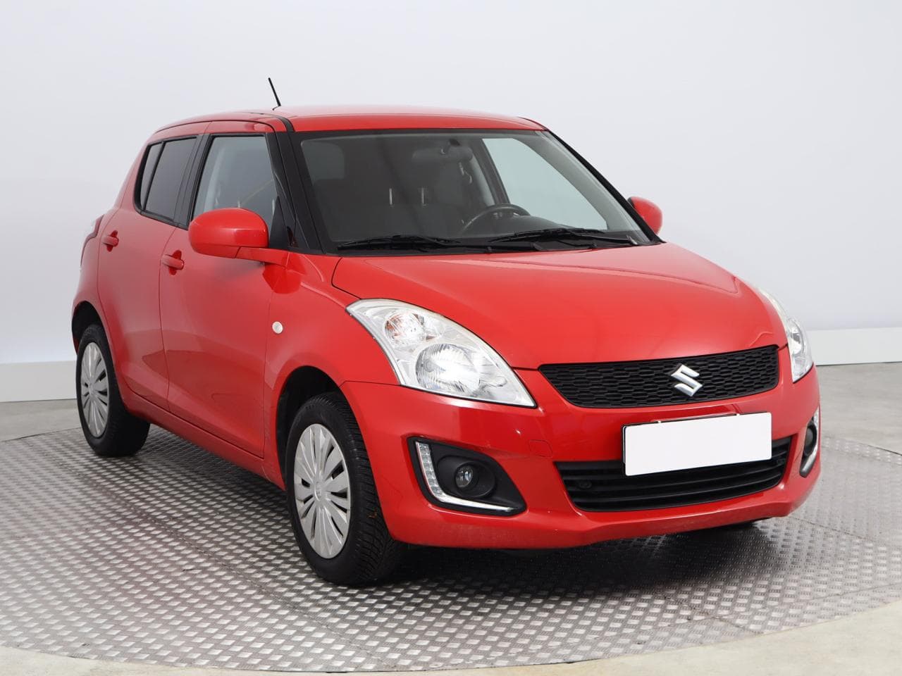 2016 Suzuki SWIFT