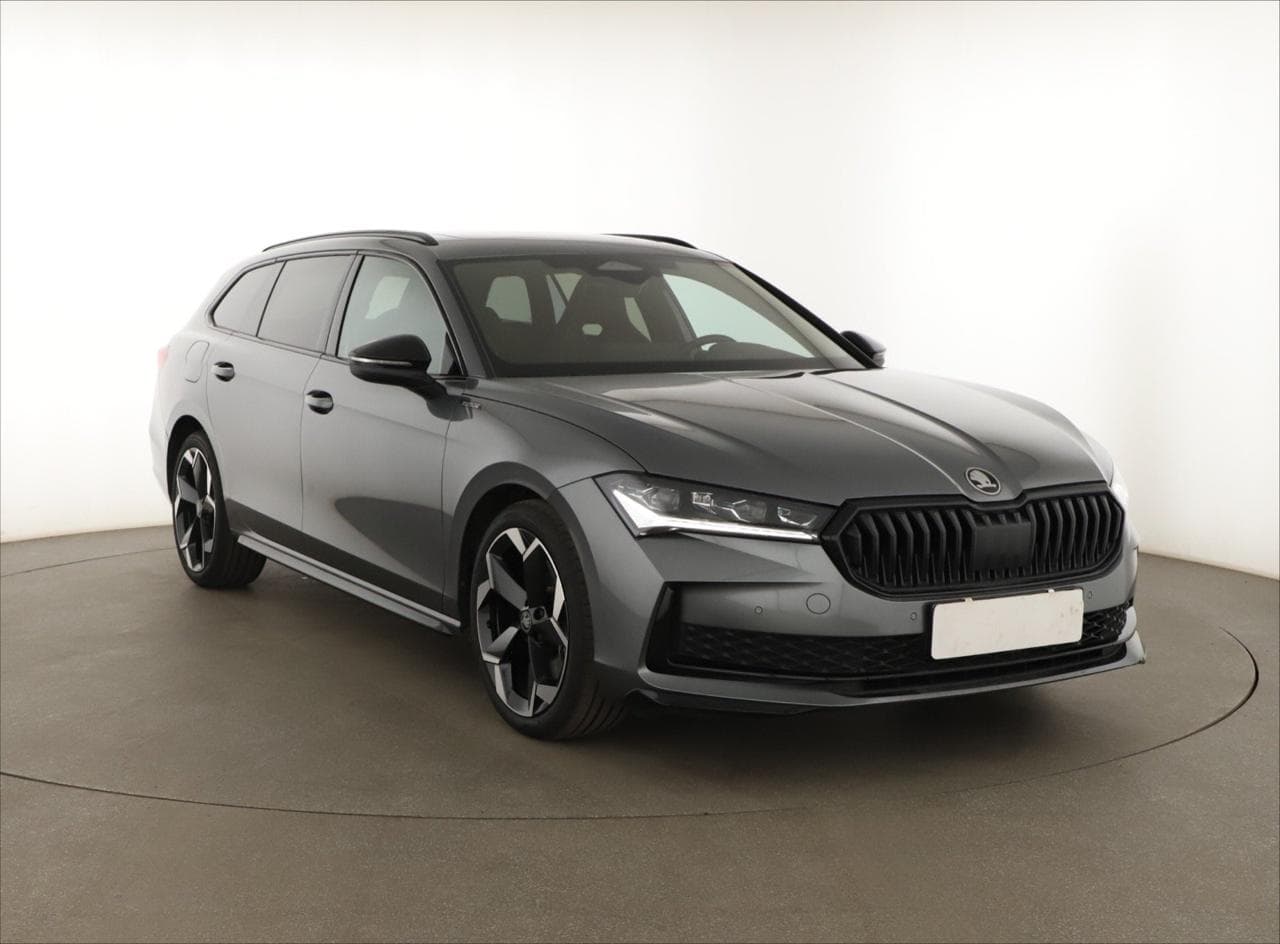 2025 Škoda SUPERB