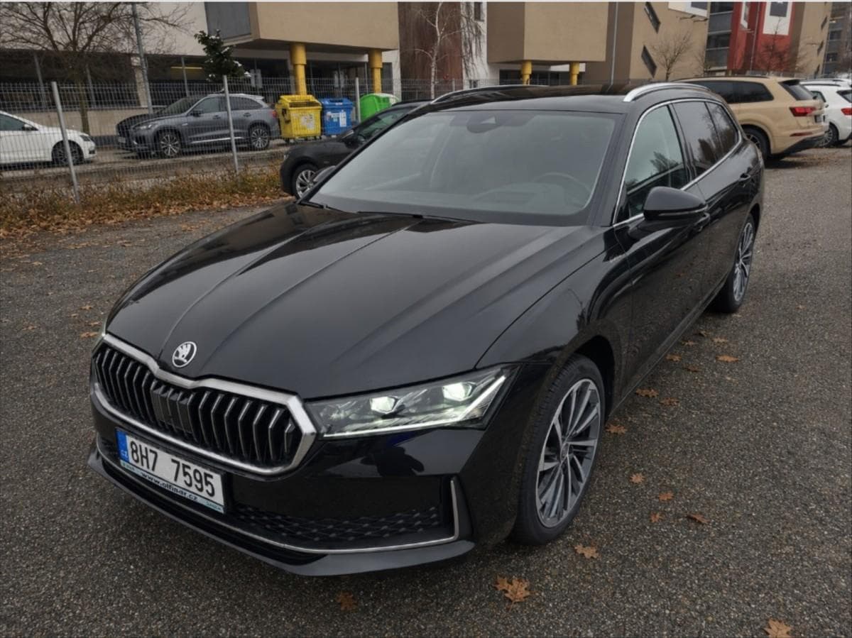 2025 Škoda SUPERB
