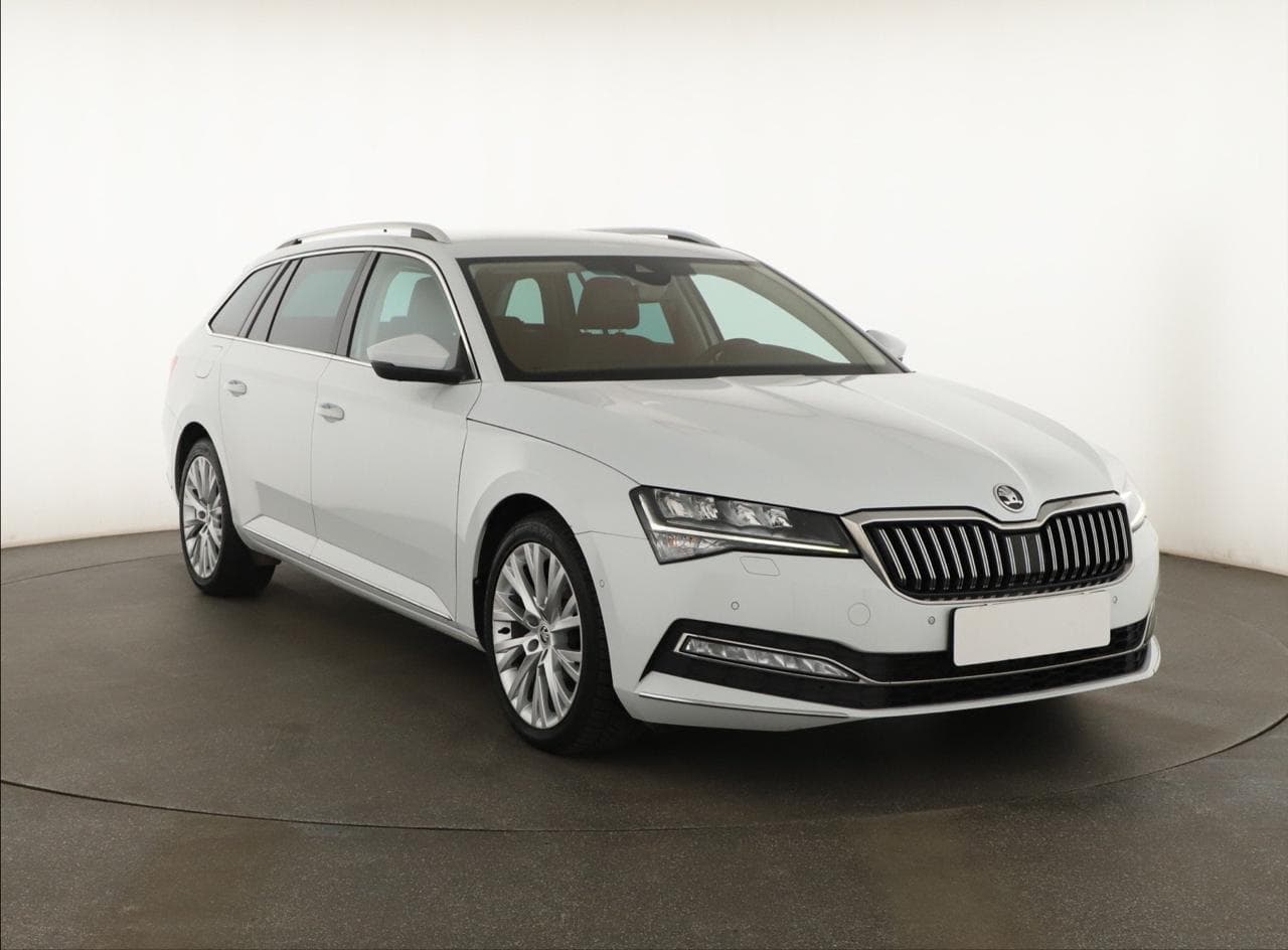 2023 Škoda SUPERB