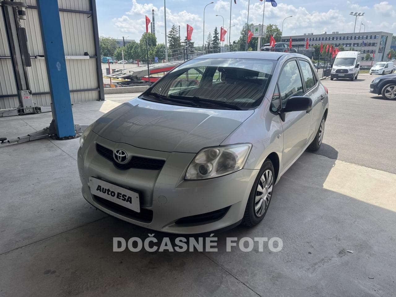 2010 Toyota AURIS