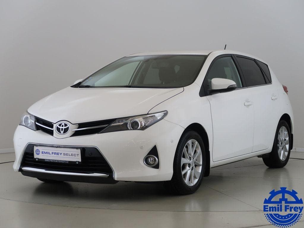 2013 Toyota AURIS