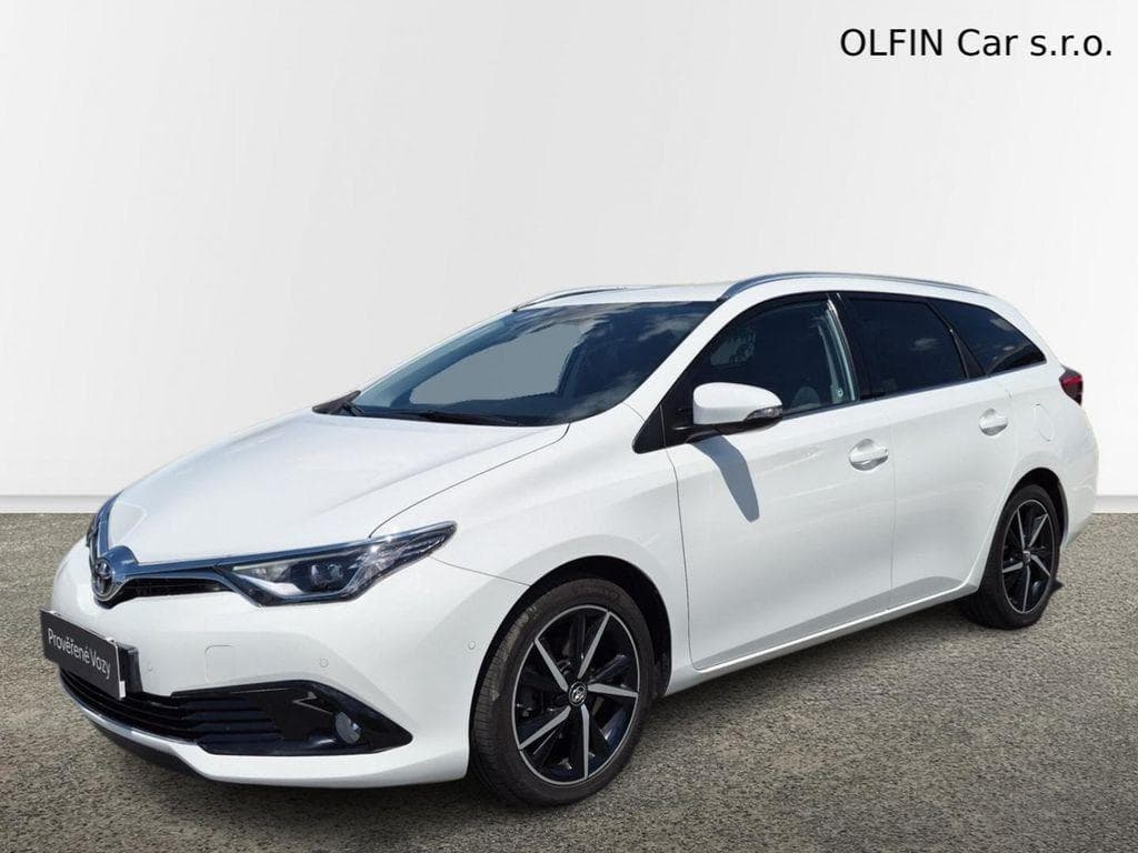 2017 Toyota AURIS