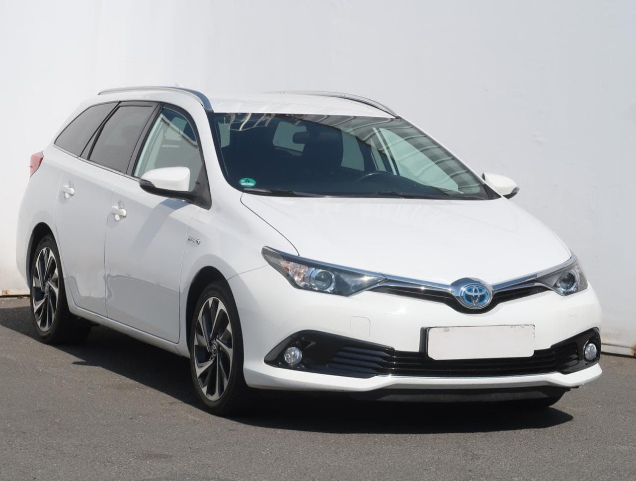 2015 Toyota AURIS