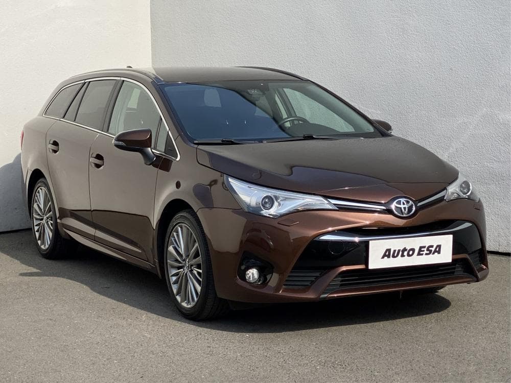 2018 Toyota AVENSIS