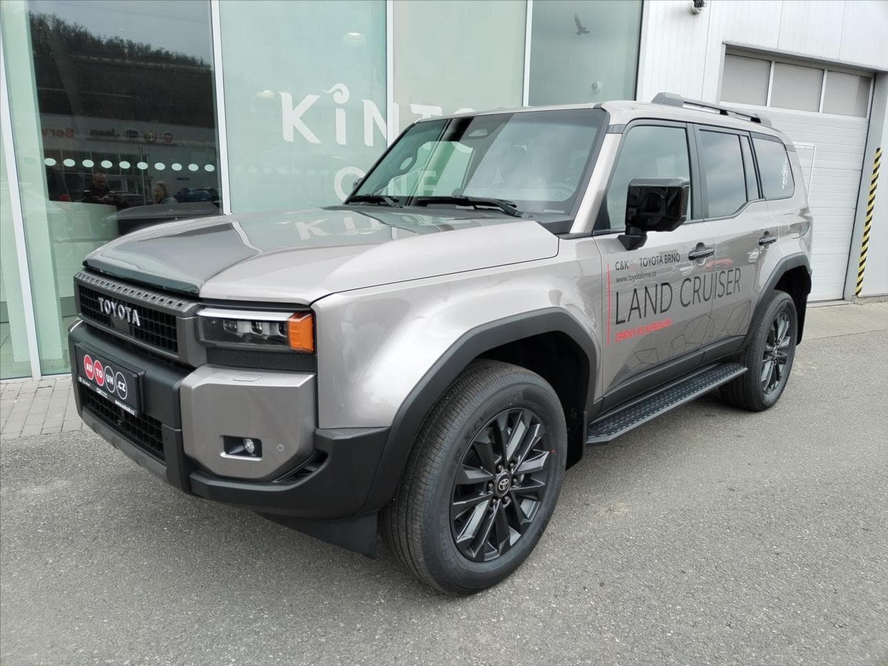 2025 Toyota LAND CRUISER