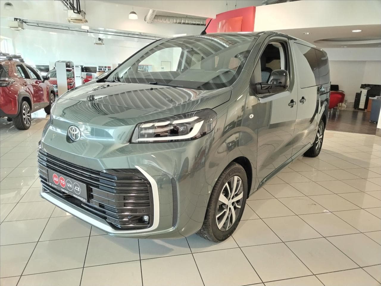 2025 Toyota OSTATNÍ