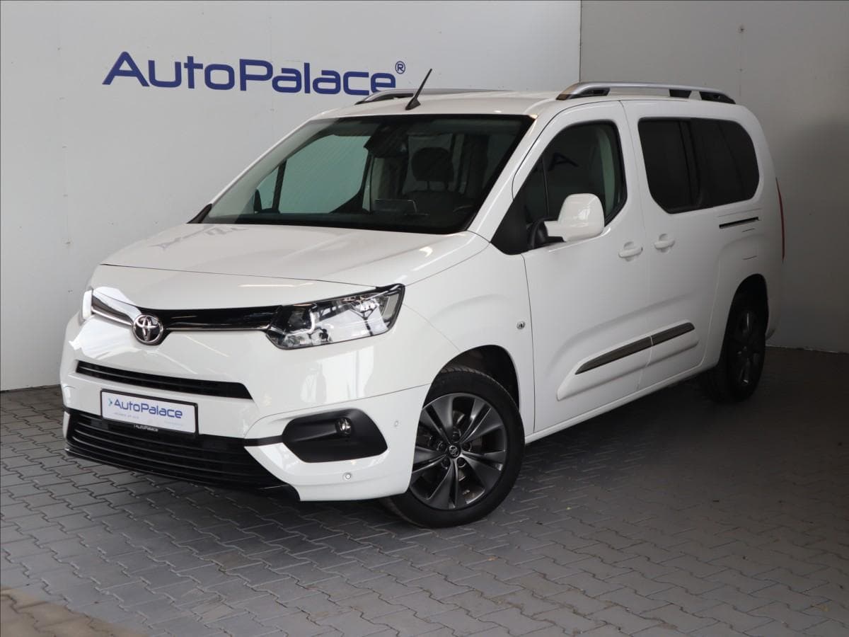 2021 Toyota PROACE