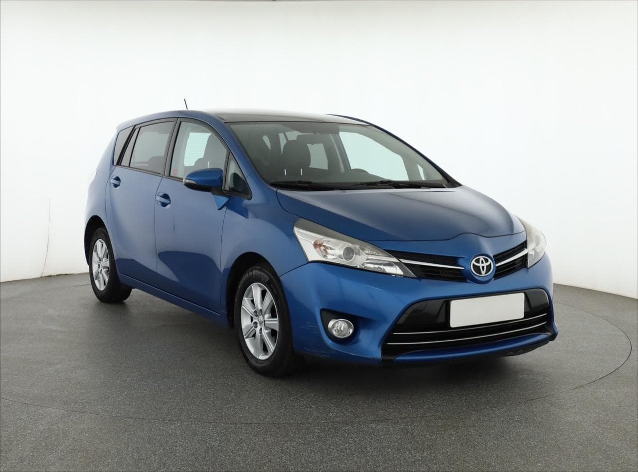2015 Toyota VERSO