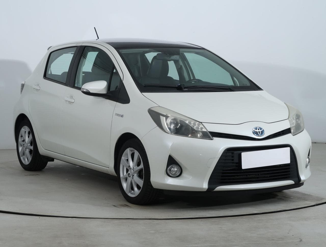 2013 Toyota YARIS