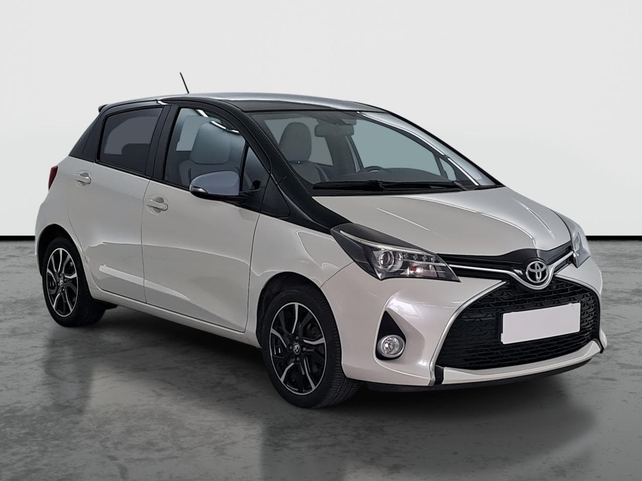 2017 Toyota YARIS
