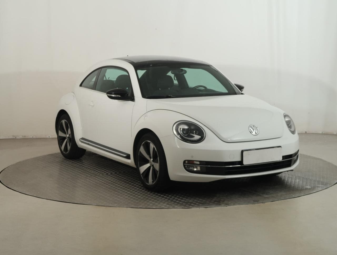 2012 Volkswagen BEETLE