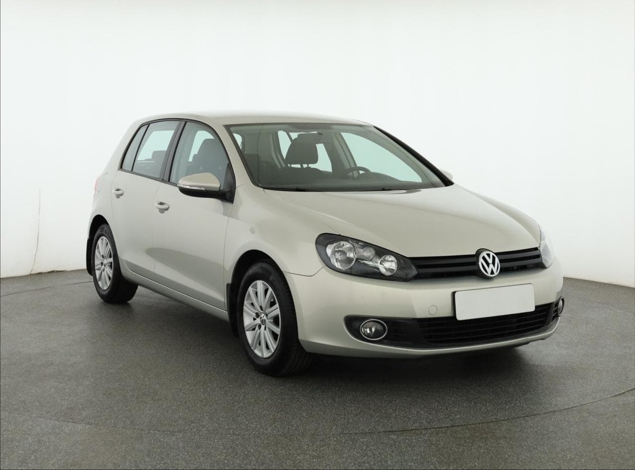 2010 Volkswagen GOLF