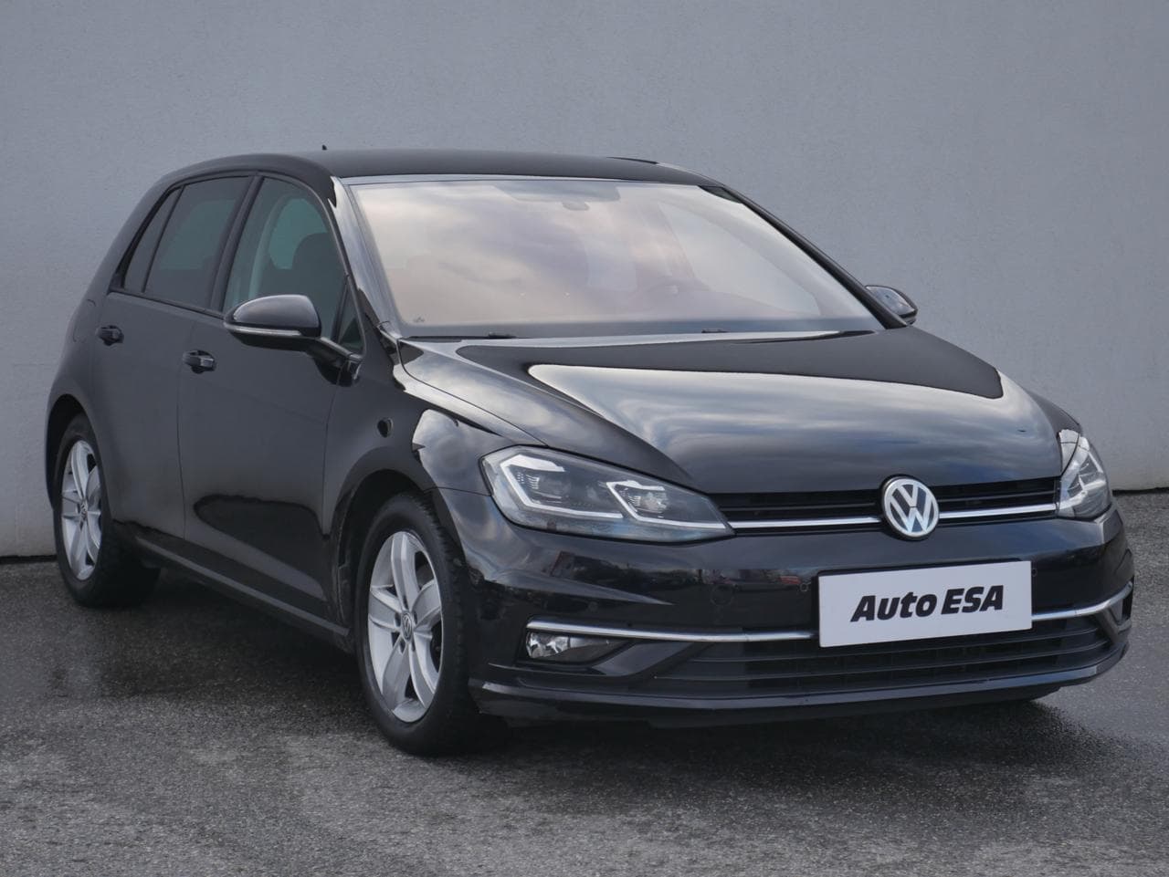 2018 Volkswagen GOLF