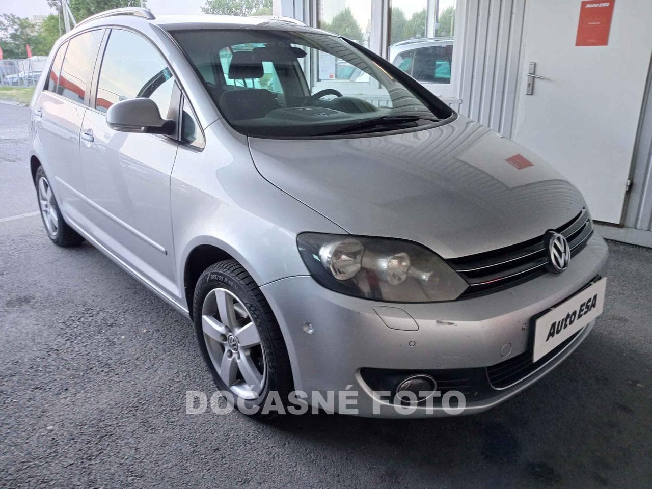 2010 Volkswagen GOLF