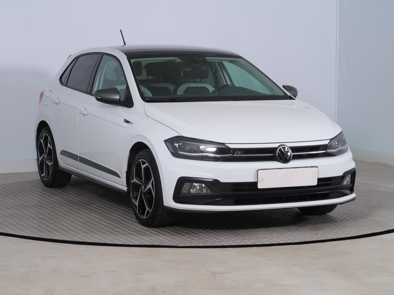 2022 Volkswagen POLO