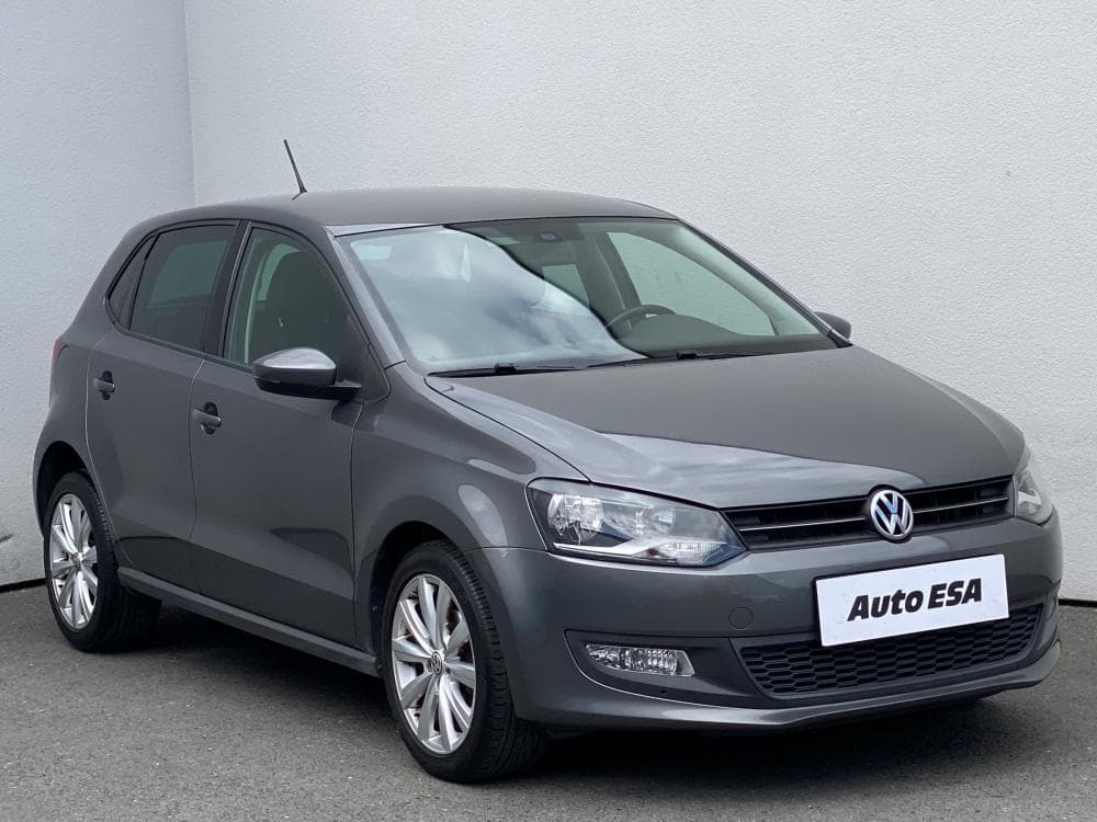 2012 Volkswagen POLO