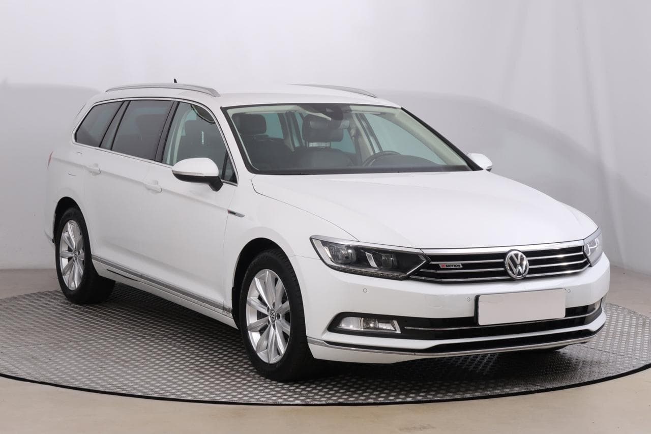 2016 Volkswagen PASSAT