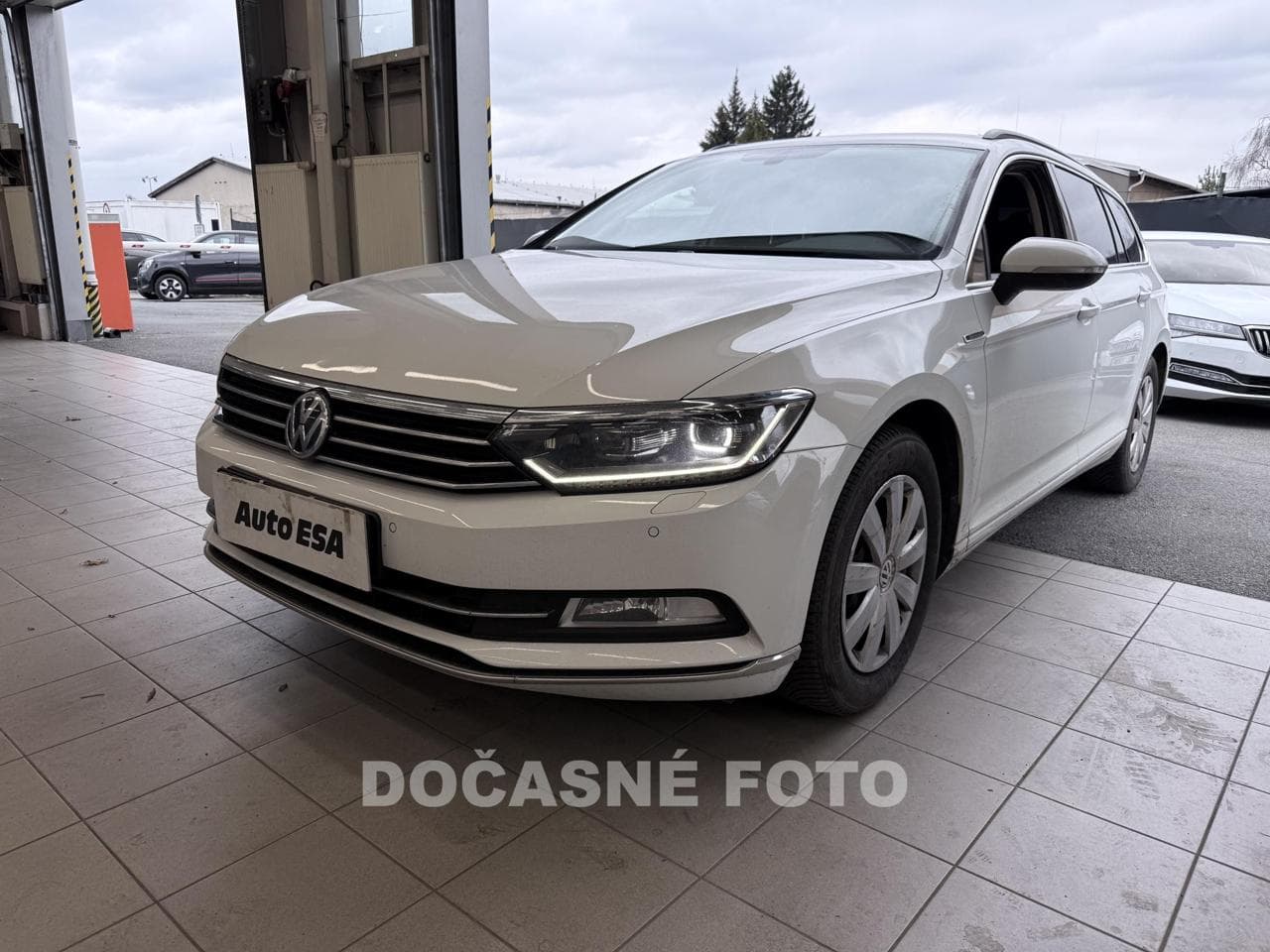 2016 Volkswagen PASSAT