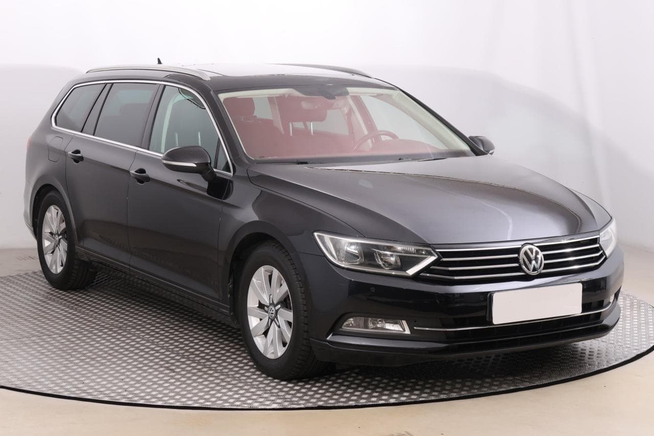 2015 Volkswagen PASSAT