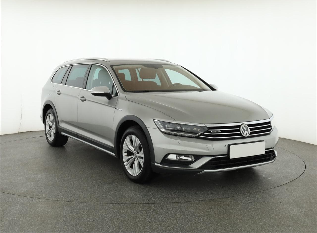 2016 Volkswagen PASSAT