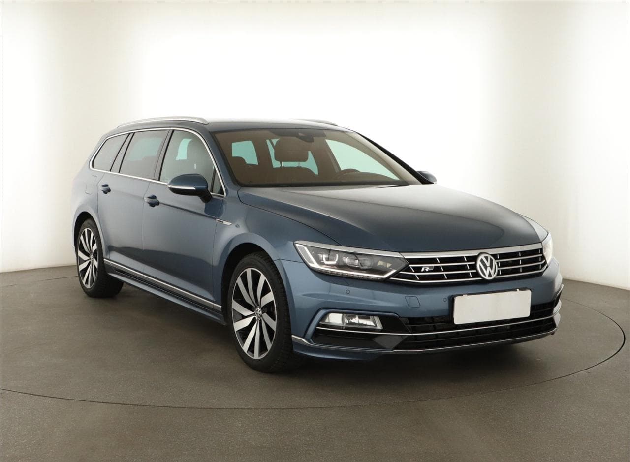 2016 Volkswagen PASSAT
