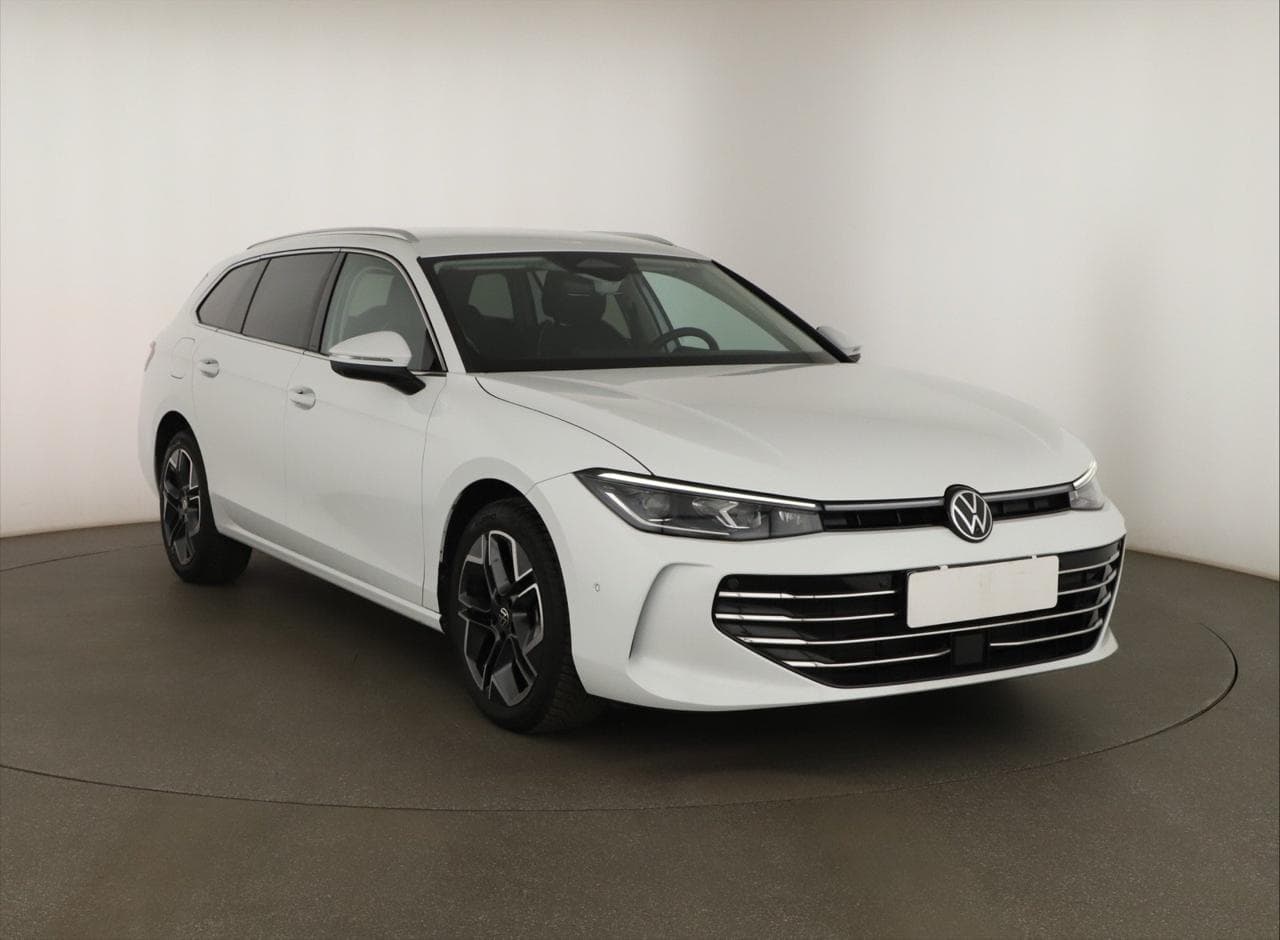 2025 Volkswagen PASSAT
