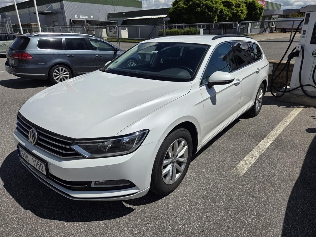 2018 Volkswagen PASSAT