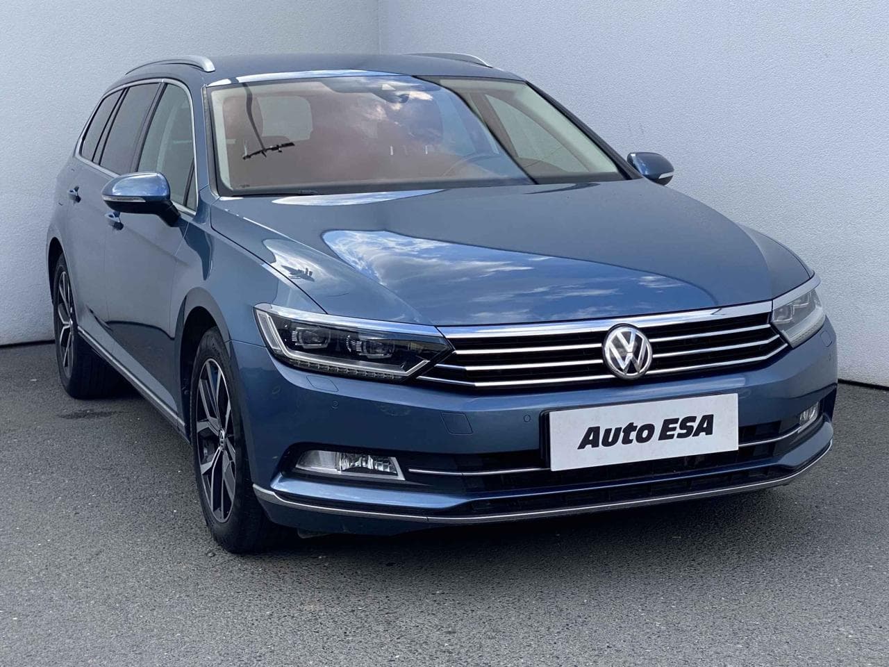 2016 Volkswagen PASSAT