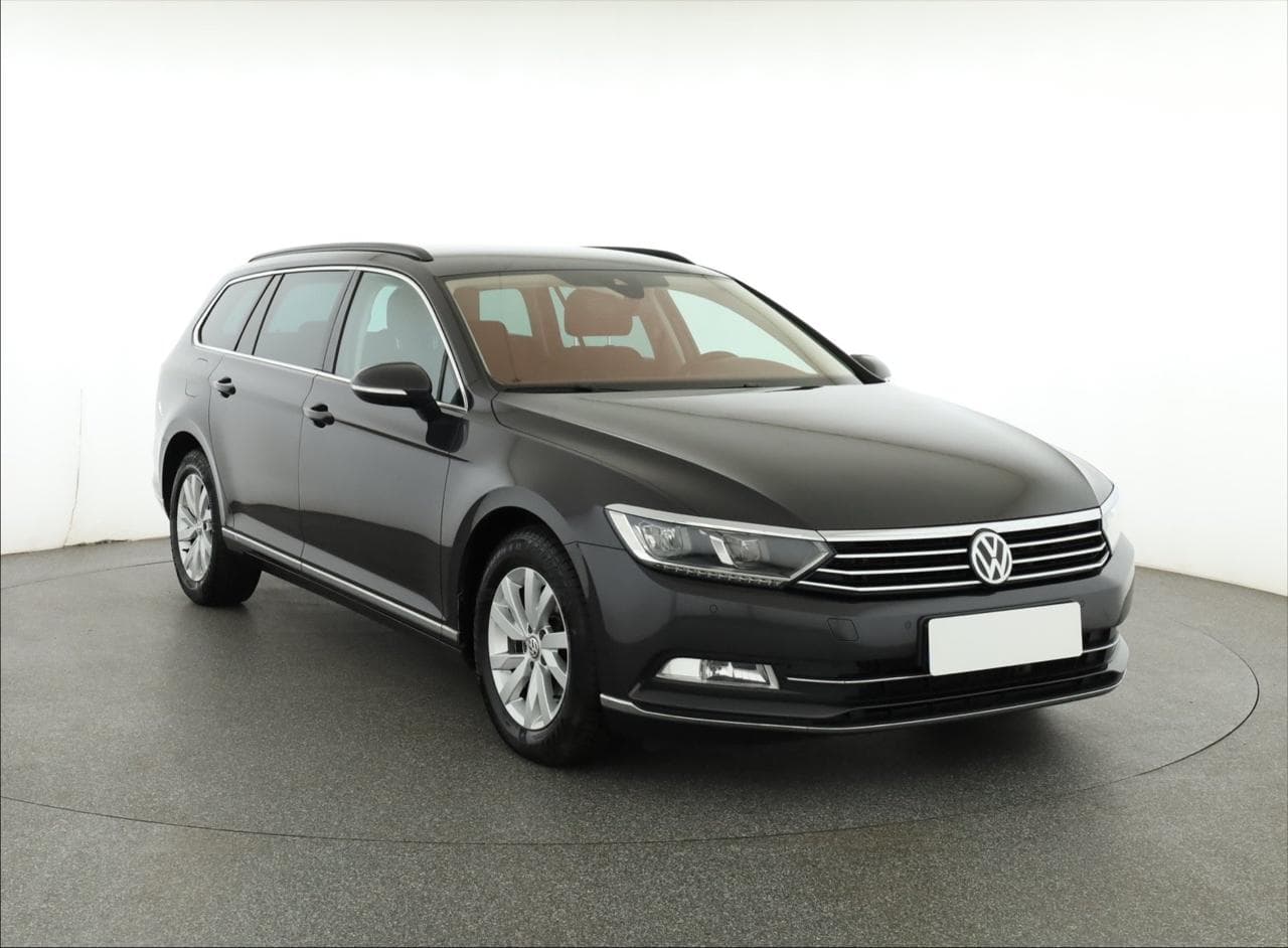 2019 Volkswagen PASSAT