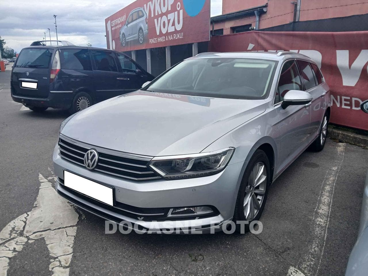 2016 Volkswagen PASSAT