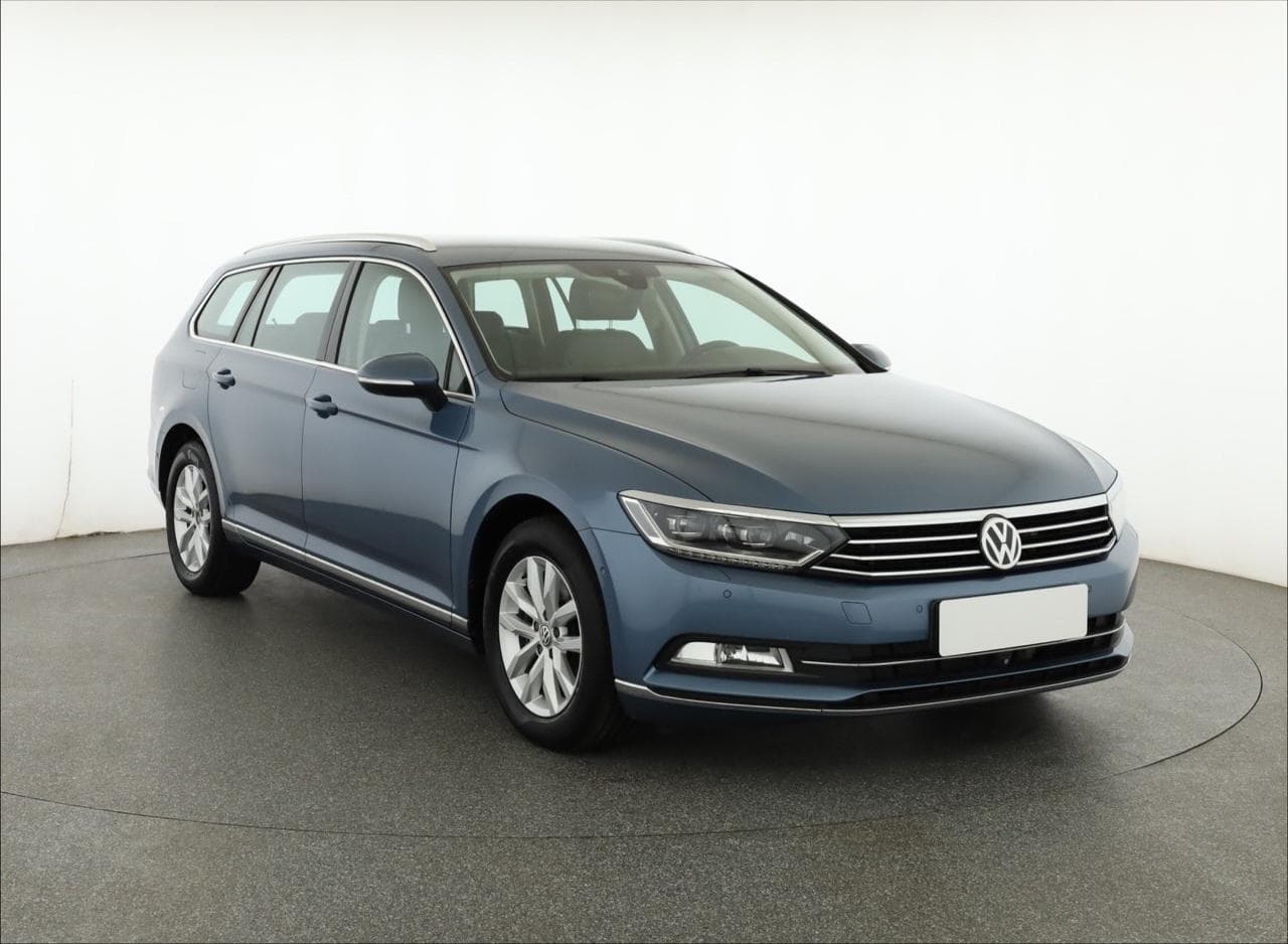 2015 Volkswagen PASSAT