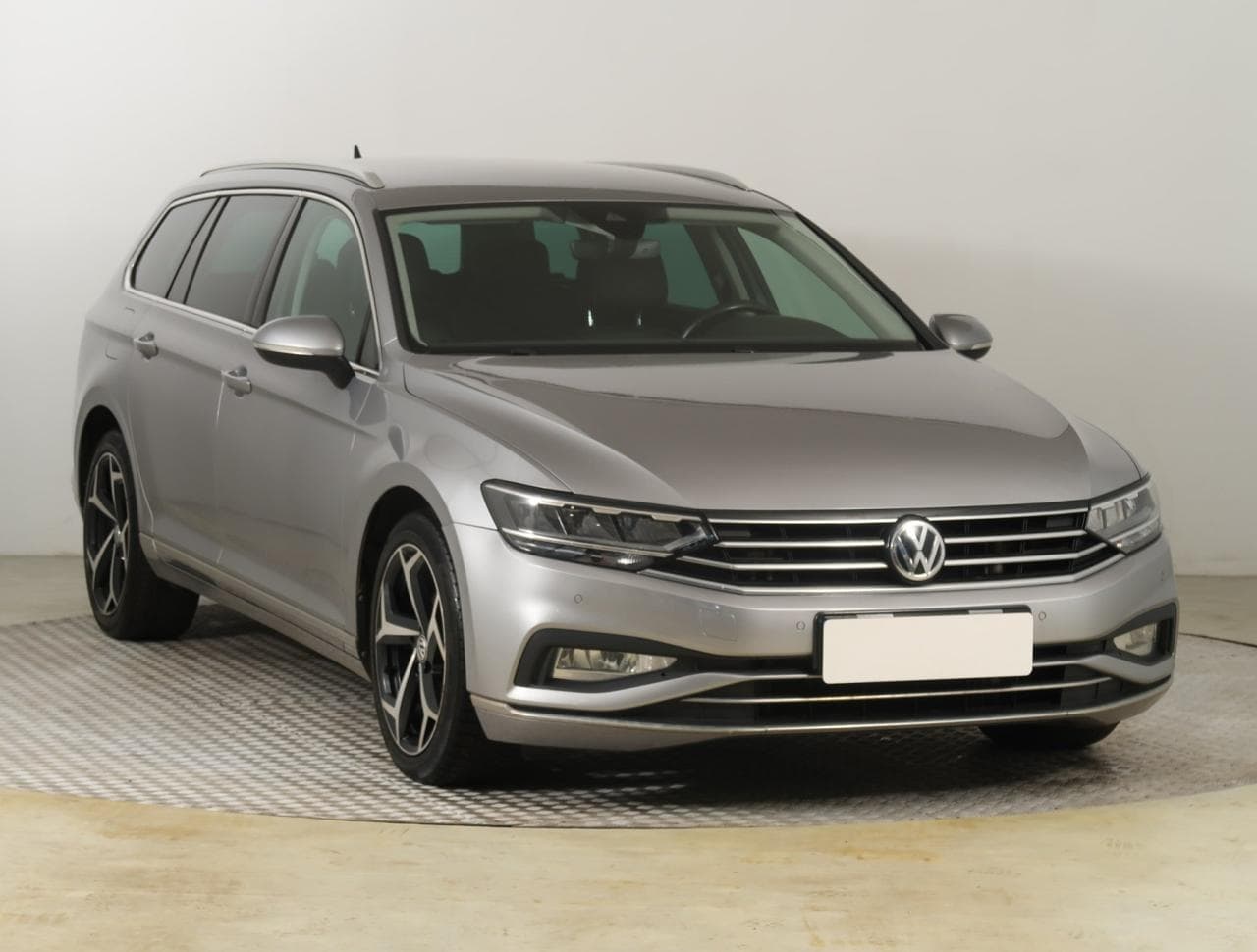 2019 Volkswagen PASSAT