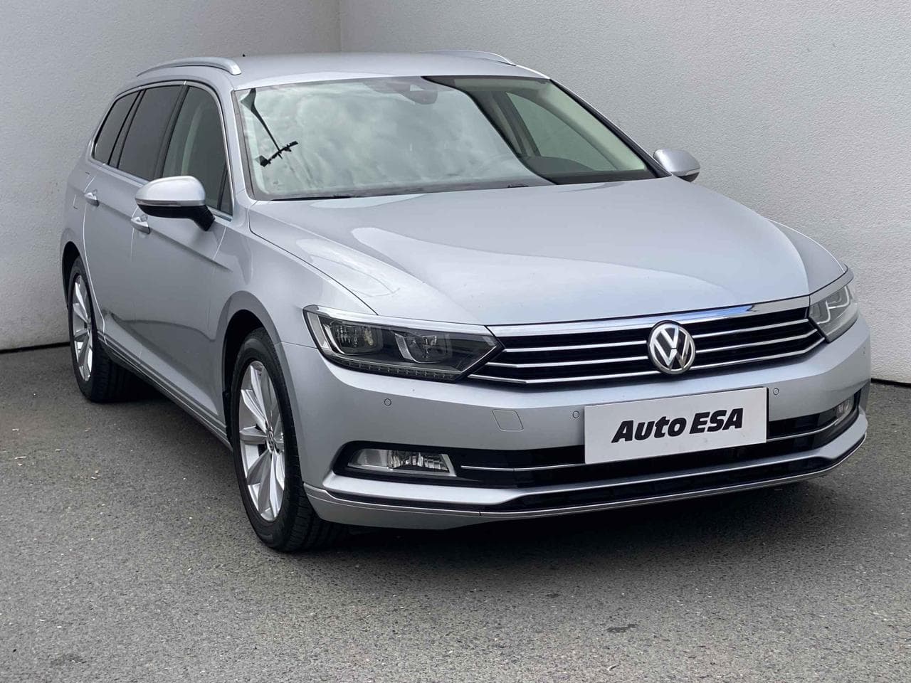2016 Volkswagen PASSAT