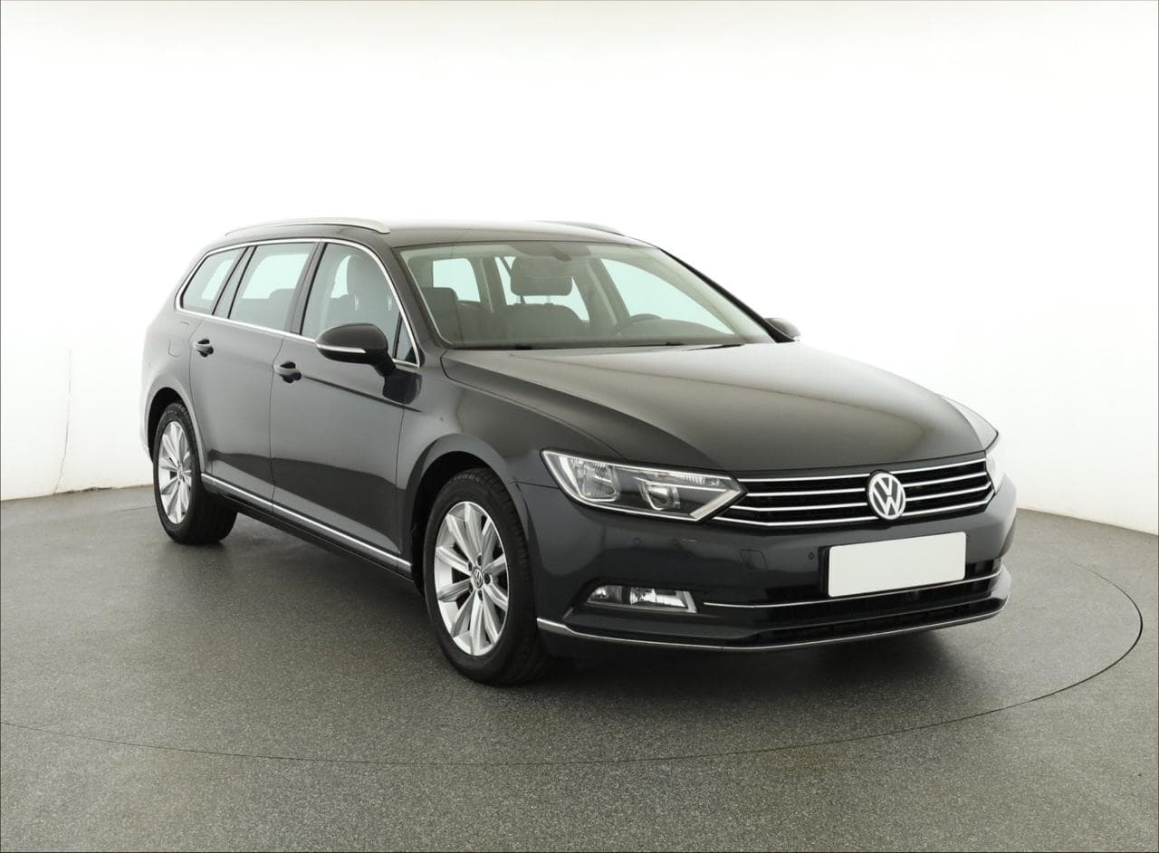 2018 Volkswagen PASSAT