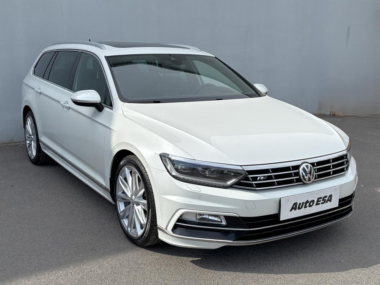 2017 Volkswagen PASSAT