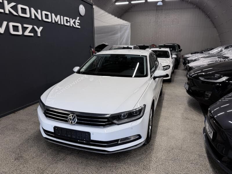 2018 Volkswagen PASSAT