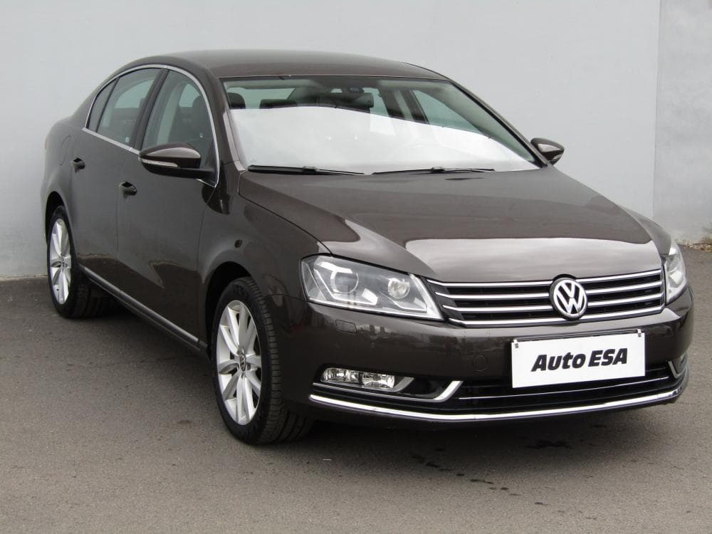 2013 Volkswagen PASSAT