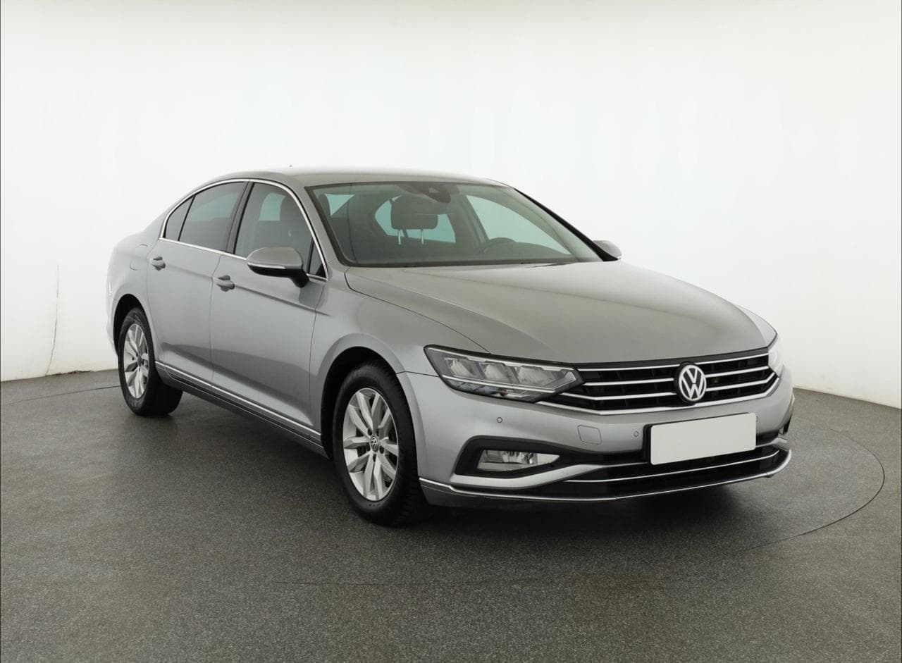 2019 Volkswagen PASSAT