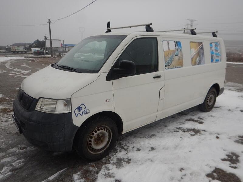 Volkswagen Transporter 2.5 Tdi 96 kW kombi