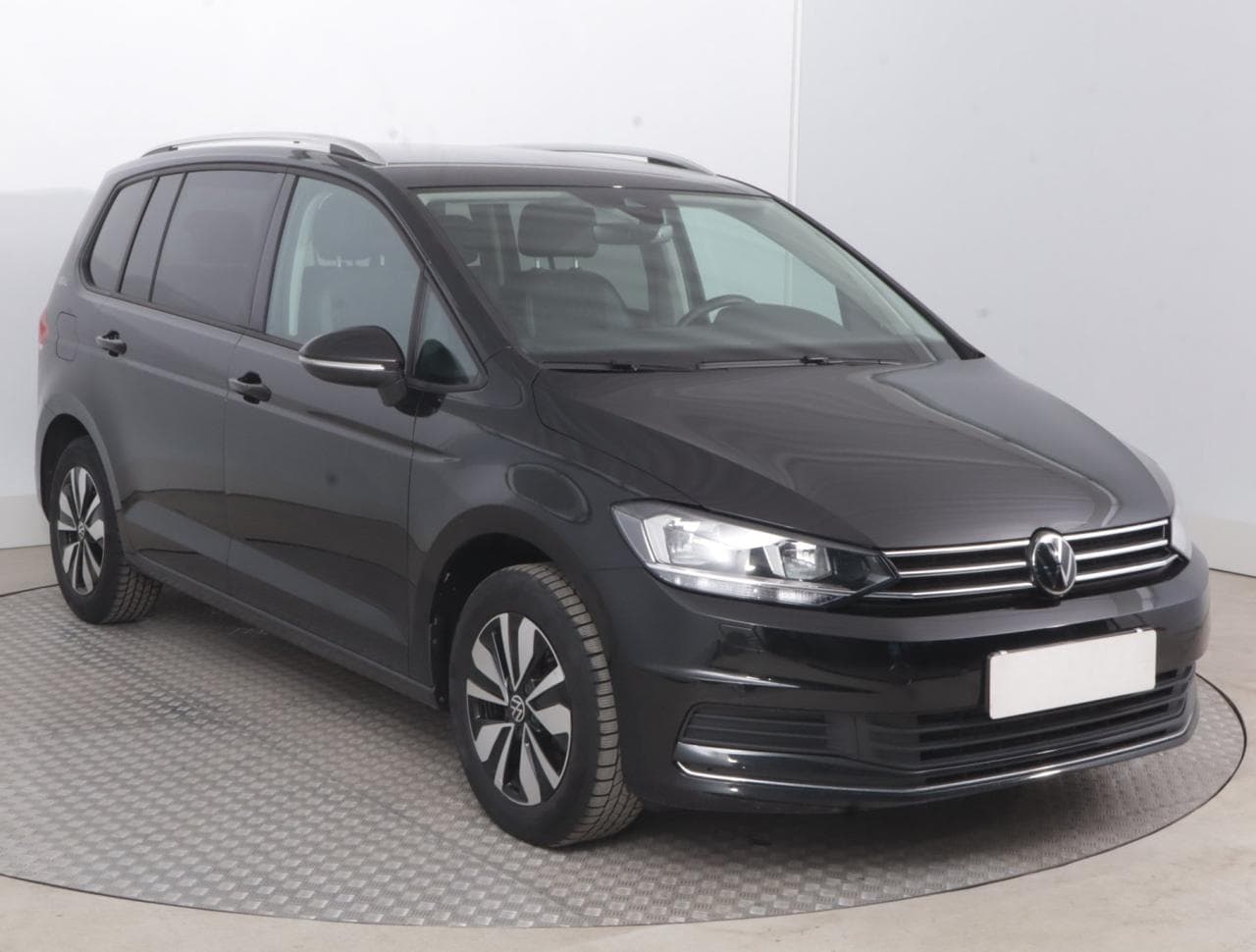 2025 Volkswagen TOURAN