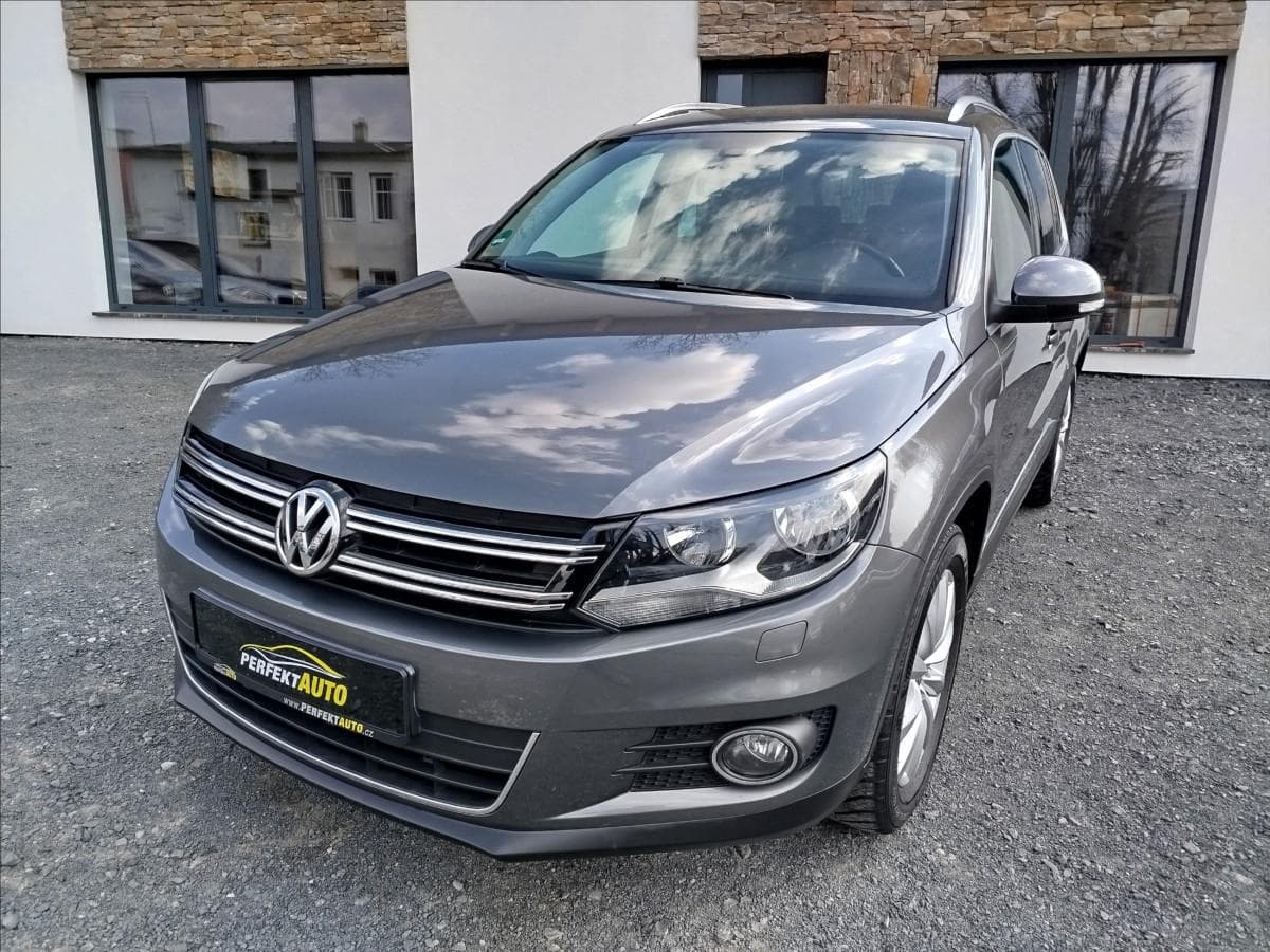 2012 Volkswagen TIGUAN