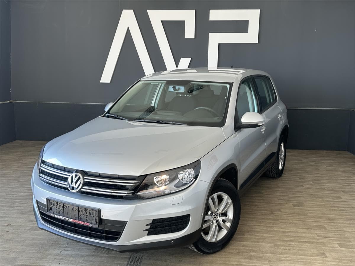 2012 Volkswagen TIGUAN