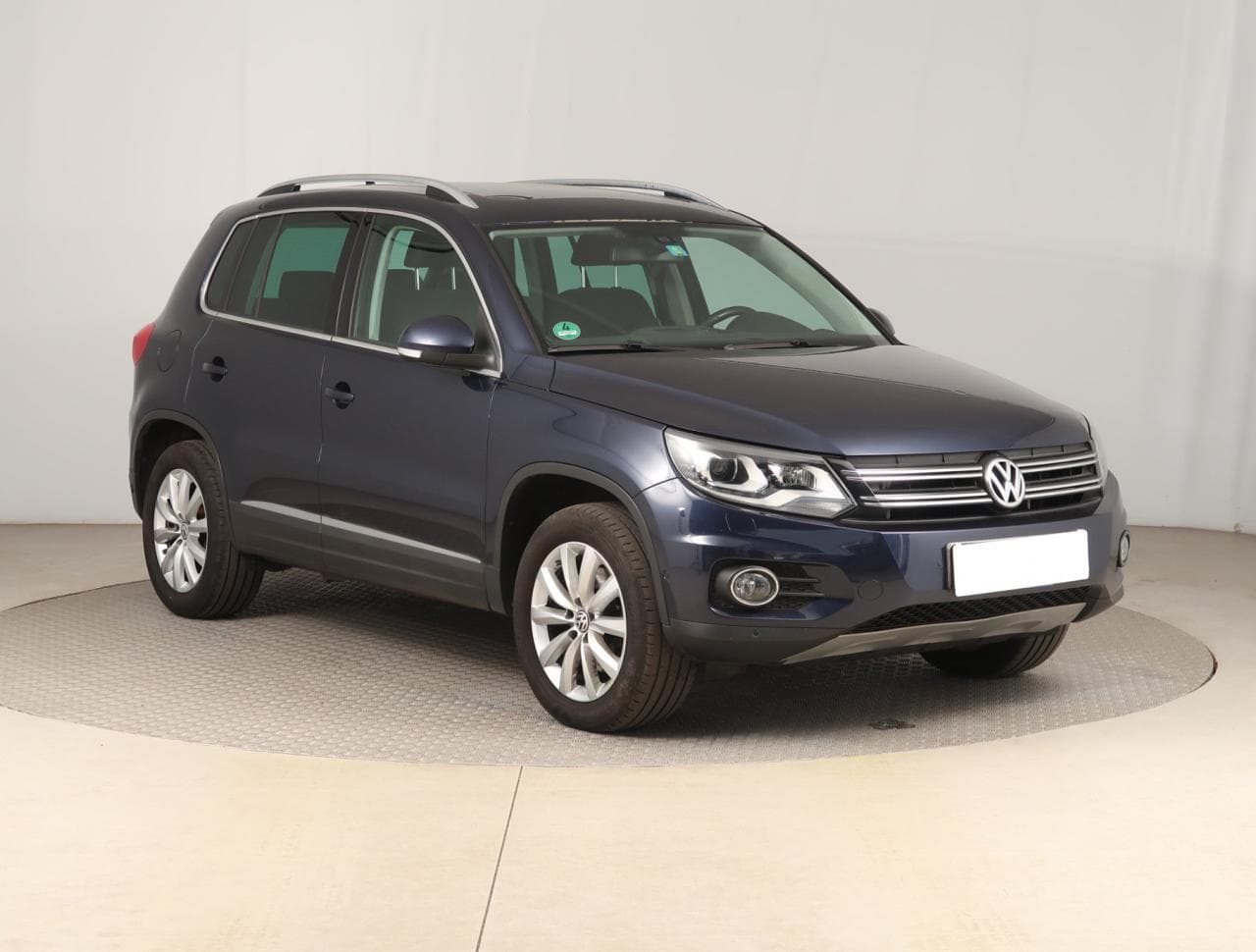 2012 Volkswagen TIGUAN