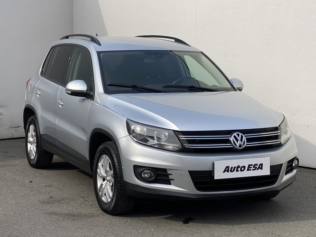 2012 Volkswagen TIGUAN