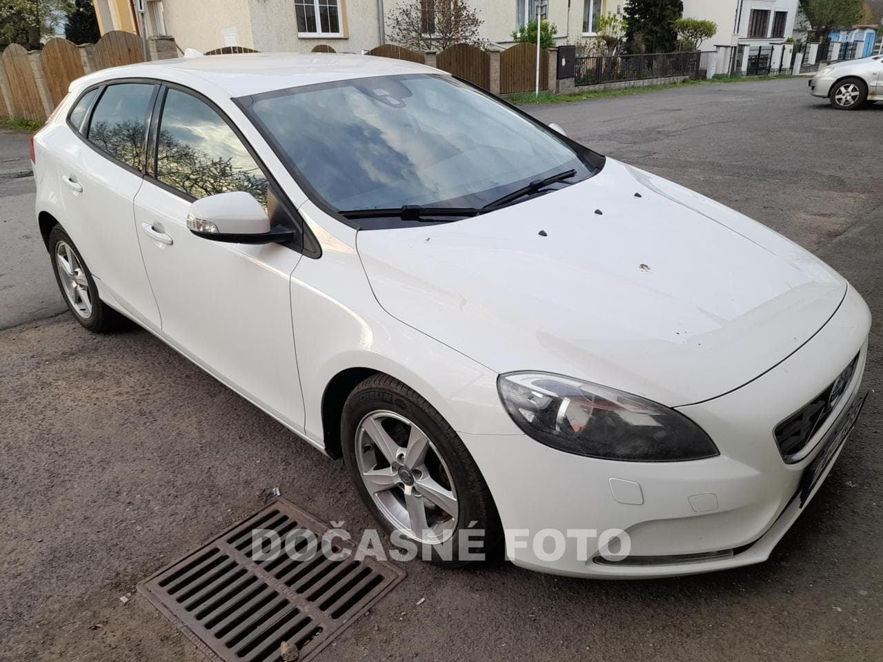 2015 Volvo V40