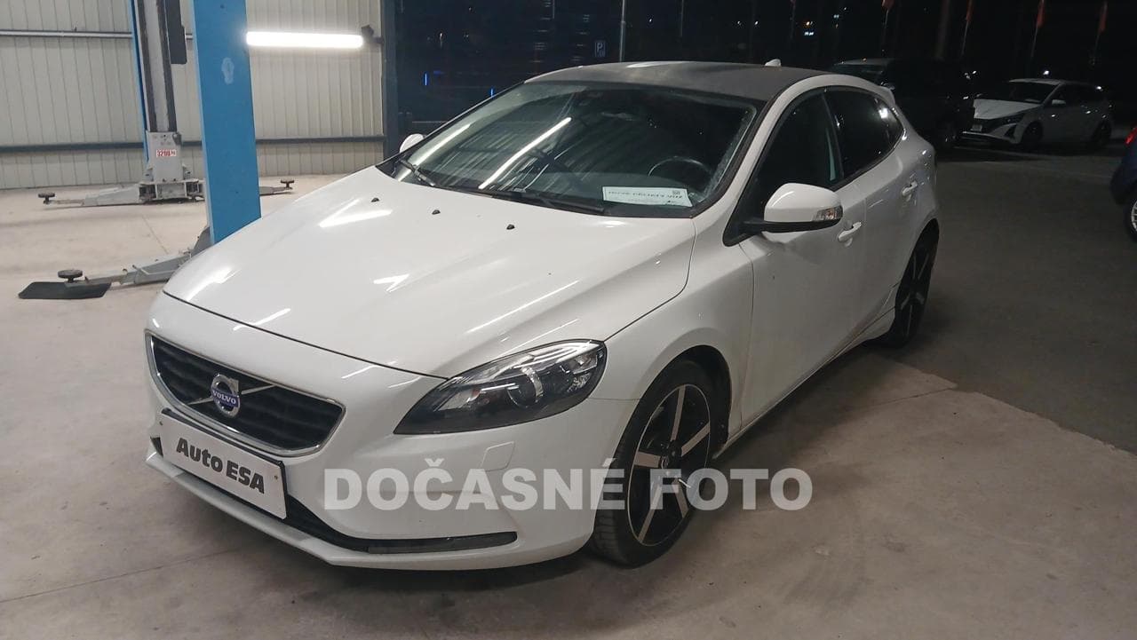 2014 Volvo V40