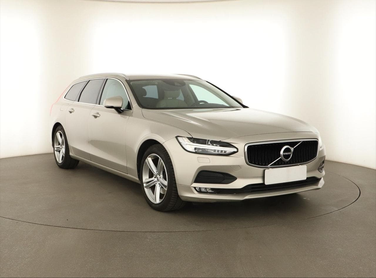 2017 Volvo V90