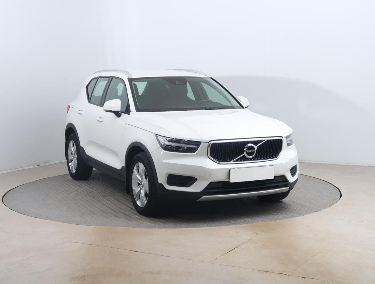 2021 Volvo XC40